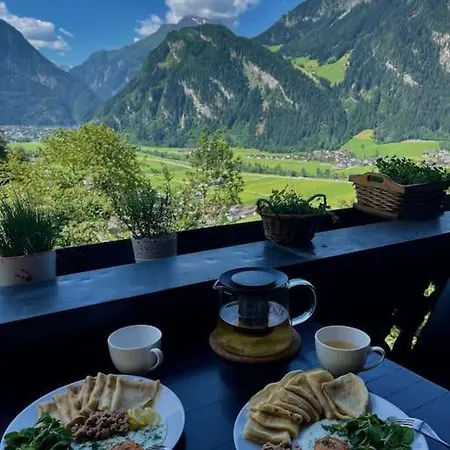 Alpine With Exceptional View Apartman *