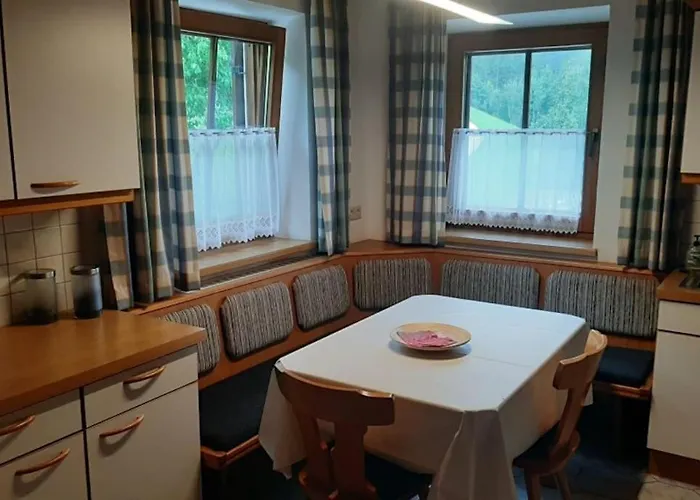 Alpine With Exceptional View Apartment